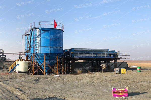 200平方的壓濾機有嗎？污泥脫水機多少錢一臺？